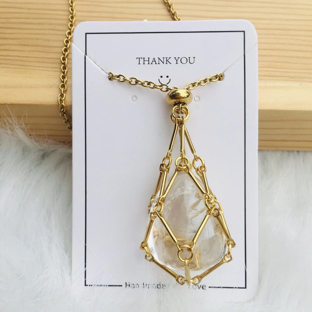 CrystalNest – Handmade Stone Holder Necklace