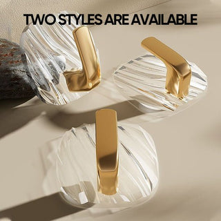 GoldGrip – Luxury Mini Hook for Elegant Hanging