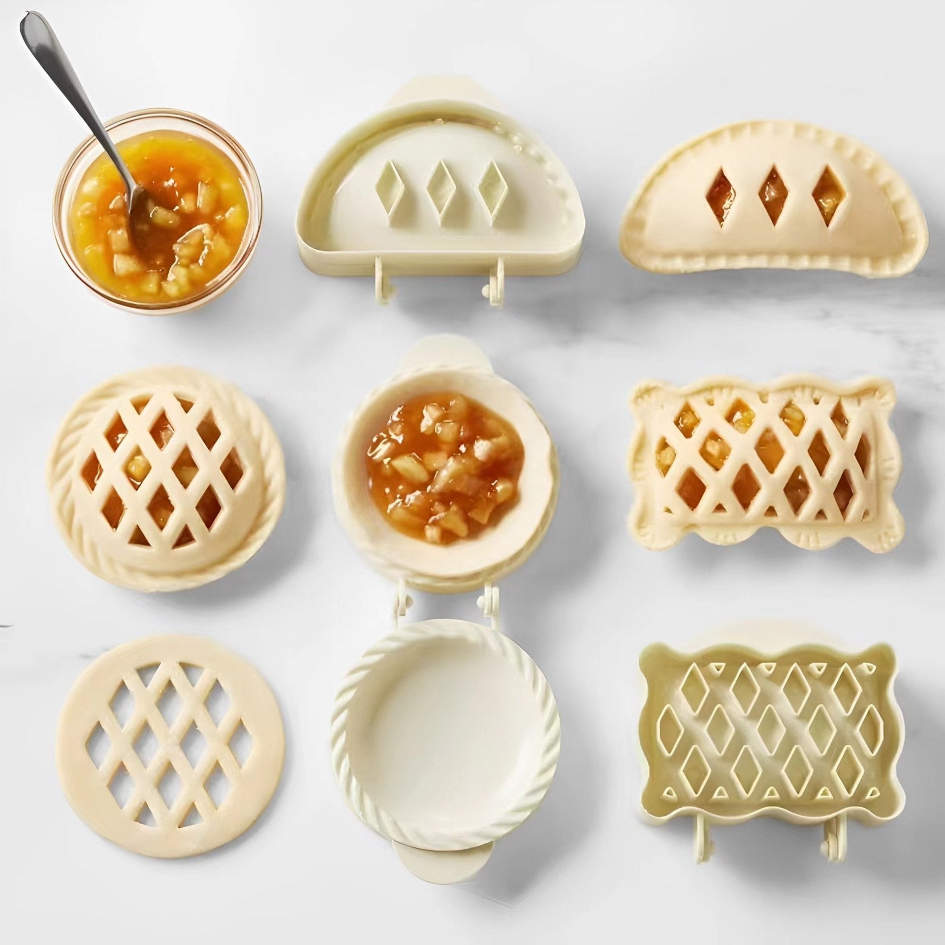 PieCharm Set - Create Delightful Autumn Pies in 3 Festive Shapes
