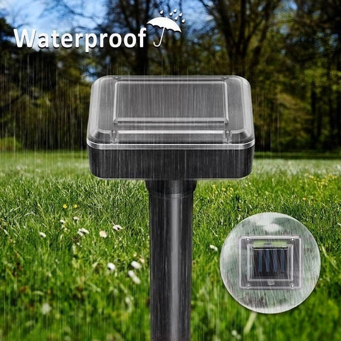 EcoVibe – Ultrasonic Pest Repeller for Lawns and Gardens