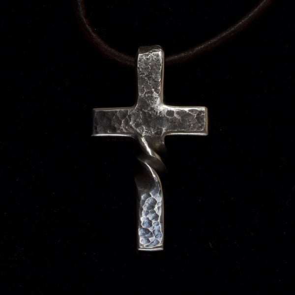 🔥 Handmade - Cross Necklace