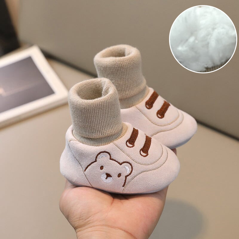 SnuggleSteps – Cozy Baby Winter Shoes