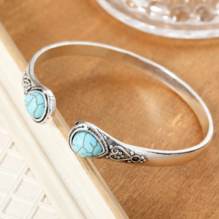 BohoCharm – Turquoise Statement Bangle
