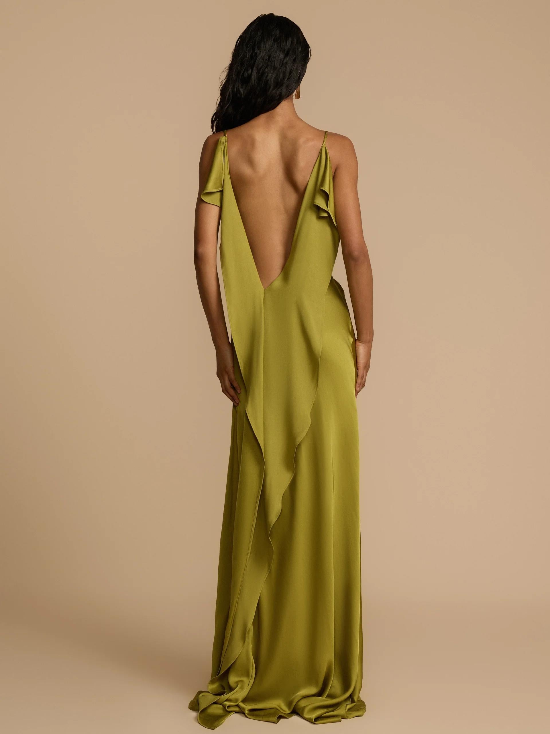 VelvetGrace – Elegant Comfort Slit Maxi Dress