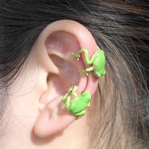 FrogGlam - Elegant Tree Frog Ring & Earrings