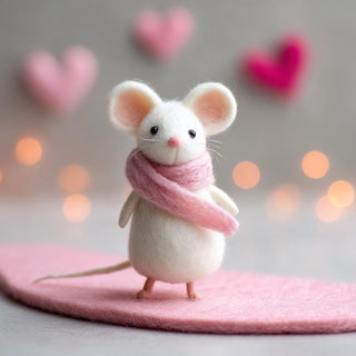 LoveMouse – Needle Felted Valentine’s Gift