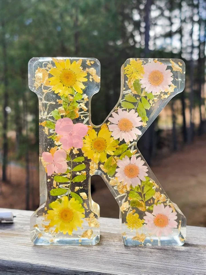 PetalAura – Dreamy Handmade Flower Lamp