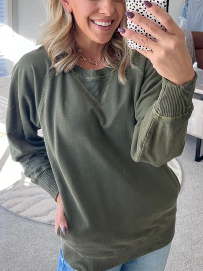 UrbanEase - Ribbed Accent Pullover