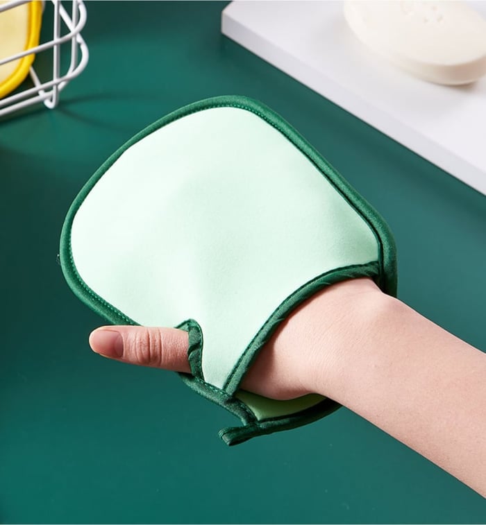 SoftTouch | Revitalizing Exfoliating Bath Mitt