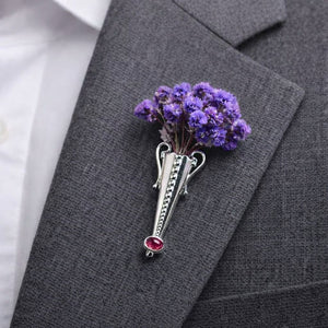 BloomBrooch  – Artistic Wearable Flower Holder Brooch