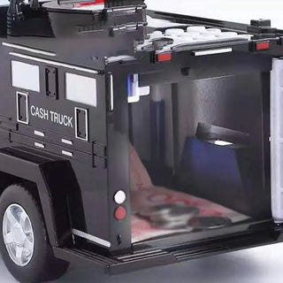 MoneyPilot – Interactive Armored Car Savings Box