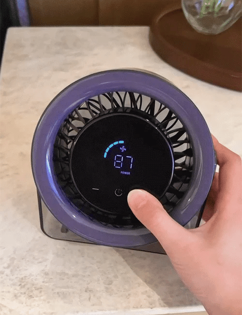 TurboBreeze – Silent Precision Desktop Fan