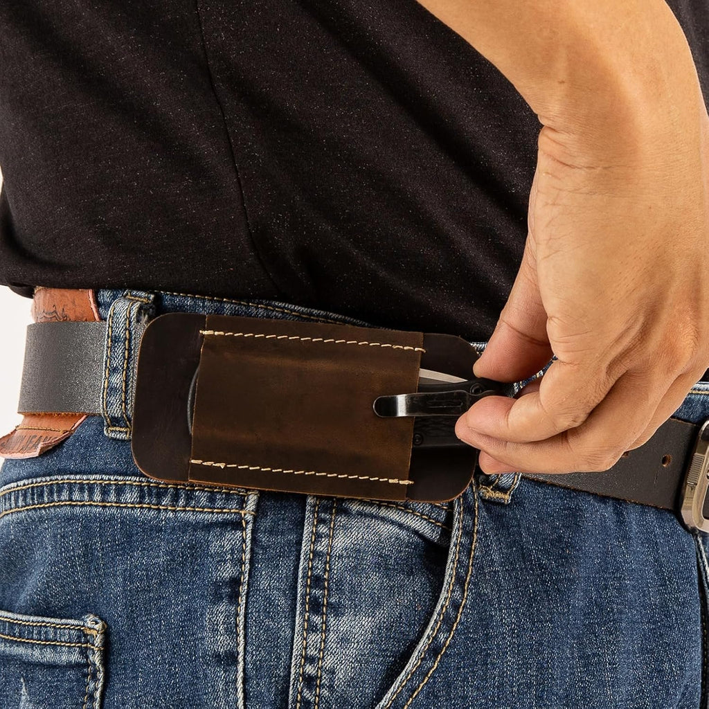 Retro belt carrying leather knife scabbard horizontally