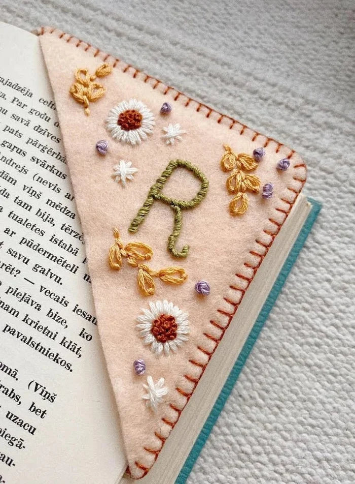 SeasonalSignature Stitch Clips Bookmarks marnetic