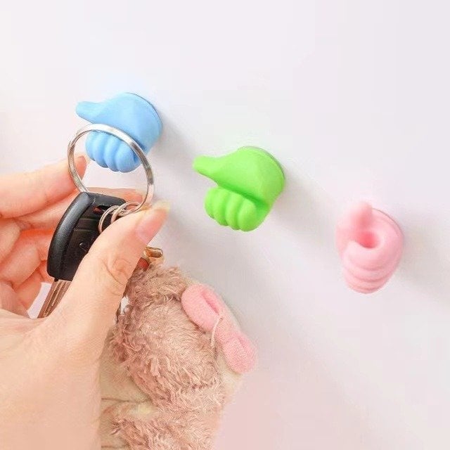 HookUp – Thumbs Up Wall Hanger