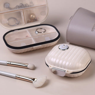 PillEase – Portable Daily Pill Organizer