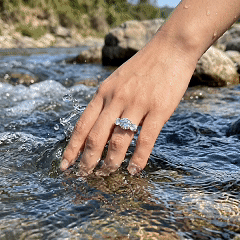 EternaLux – 4CT Trinity Ring