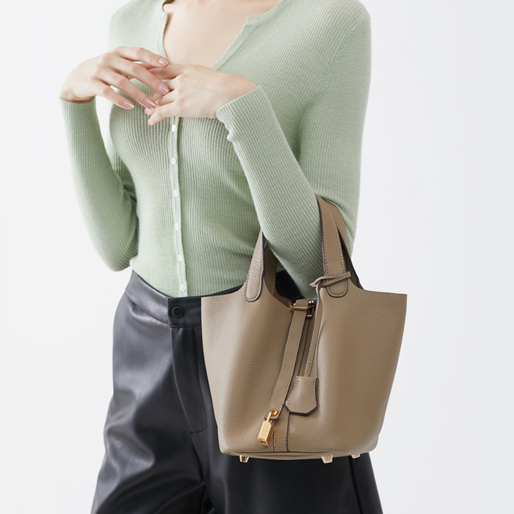 BellaTrend - Leather Bucket Handbag