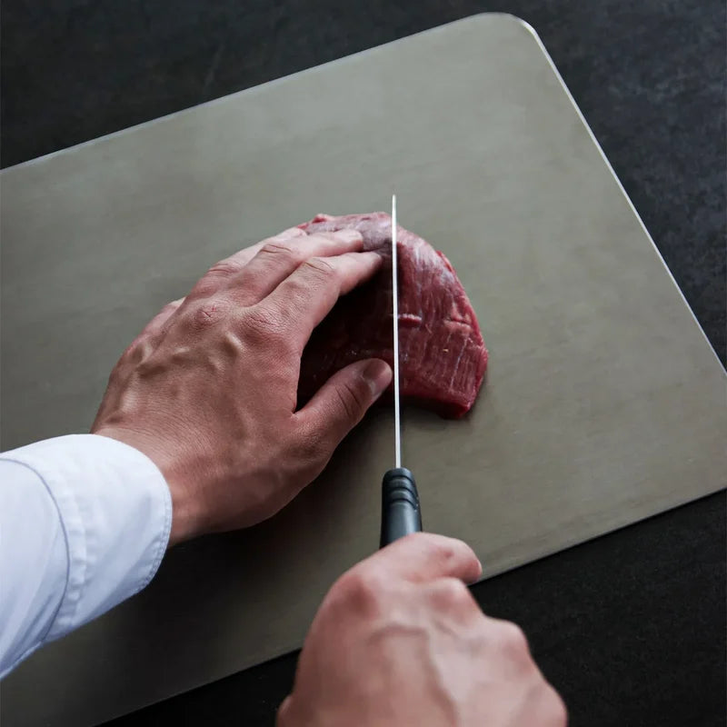 SafeSlice  -  High Performance Cutting Board