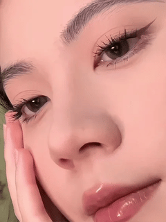 NaturalEdge - Long-Lasting Brow Pencil