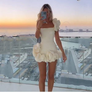 Ruffled bud waist dress - White