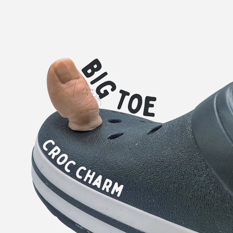 ToeBlitz - Oversized Croc Charm Decoration
