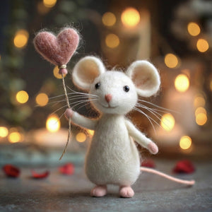 LoveMouse – Needle Felted Valentine’s Gift