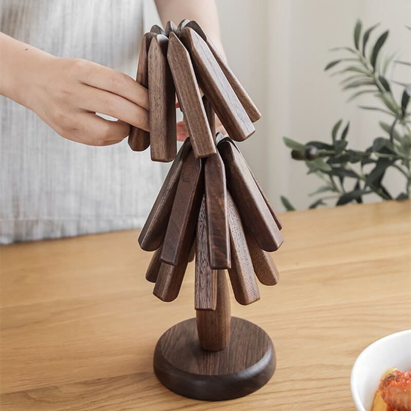 Artistic Walnut Tree Table Mat (Sale Ends Today) marnetic