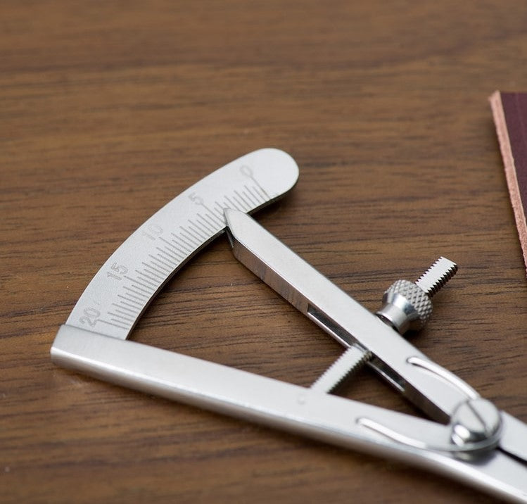 LeatherLine – Precision Adjustable Leather Stitching Marker