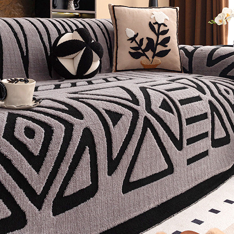 VeloraHome – Plush Sofa Cover