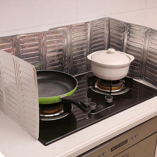 CookGuard – Oil Splatter Protection Shield