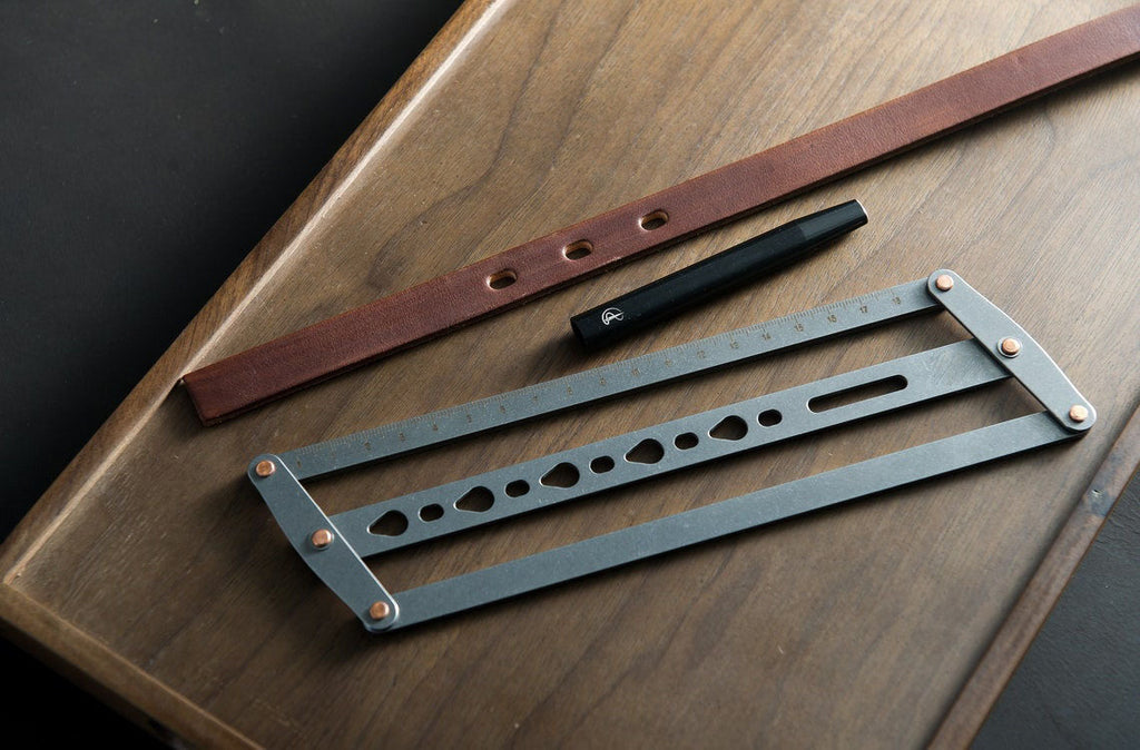 CraftAlign – Stainless Steel Leathercraft Alignment Tool