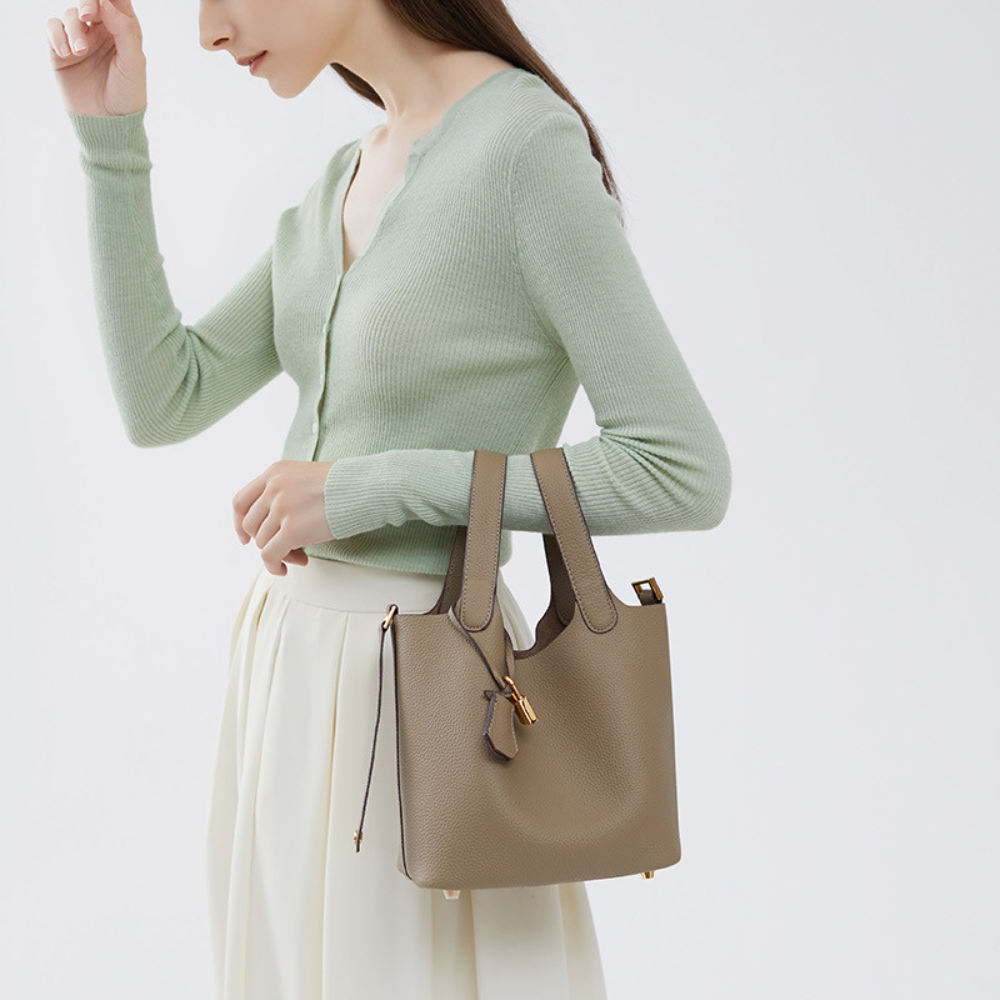 BellaTrend - Leather Bucket Handbag