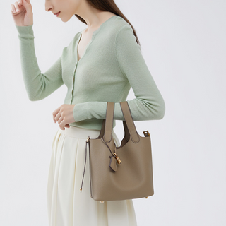 BellaTrend - Leather Bucket Handbag