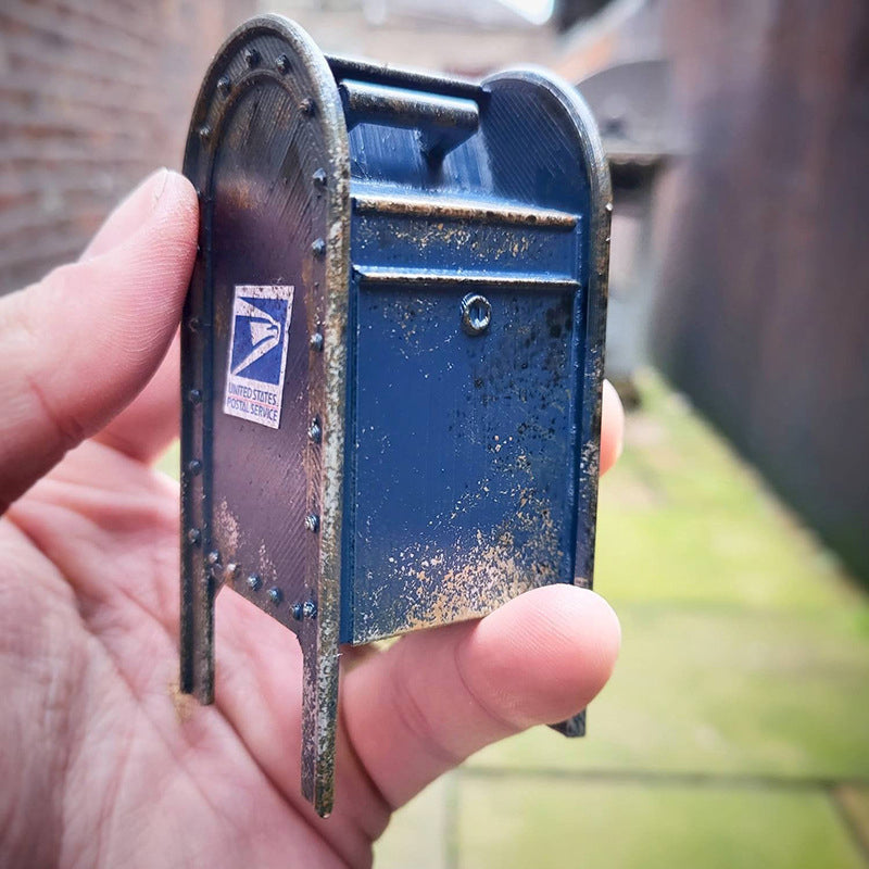 MiniVerse - Classic U.S. Payphone & Newspaper Scene