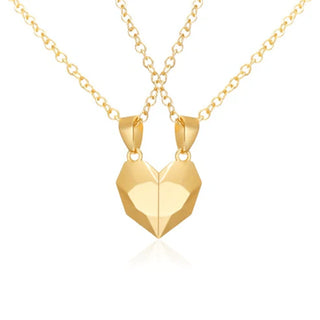 BondHeart - Magnetic Love Pendants for Couples