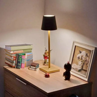 LumiEdge – Modern LED Cordless Table Lamp