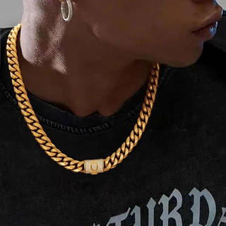 RoyalLink – Letter Pendant Cuban Chain