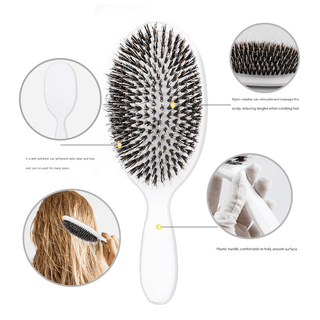 SilkCare – Smooth Finish Detangler Brush
