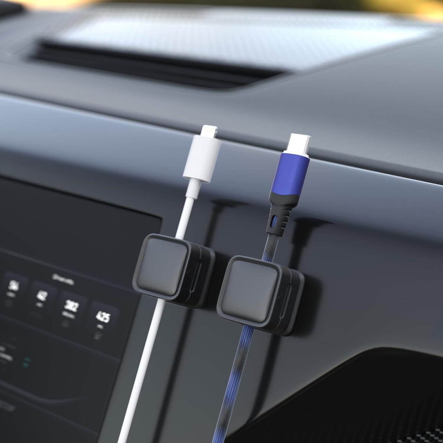 Mag Dock Cable Storage Hub marnetic