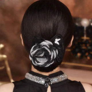 PetalTwist – Easy Bun Maker with Flower Charm