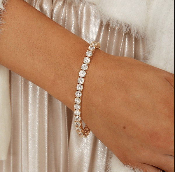 CrystalMuse – Dazzling Zircon Bracelet