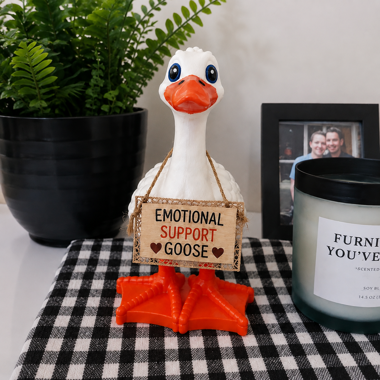 GooseGlow – Whimsical Goose Desk Companion