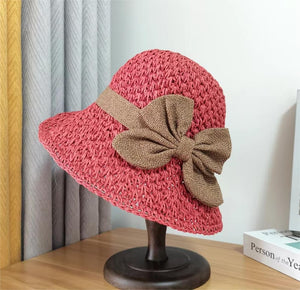 SunFlair – Elegant Ruffled Straw Hat