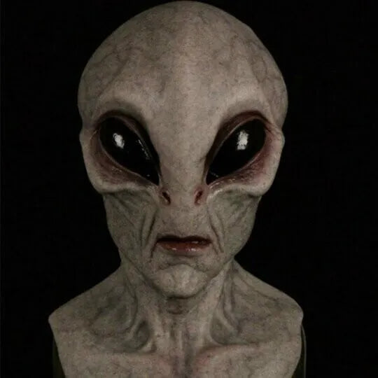 AlienAllure - Spooky Halloween Alien Mask