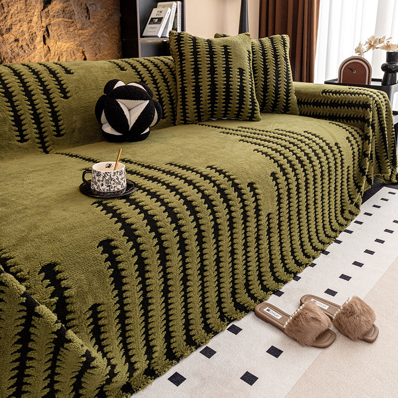VeloraHome – Plush Sofa Cover
