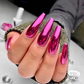 MirrorGlow Metallic Nail Polish marnetic