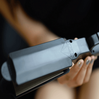 SmoothAura – Instant Hair Straightening & Shine Tool