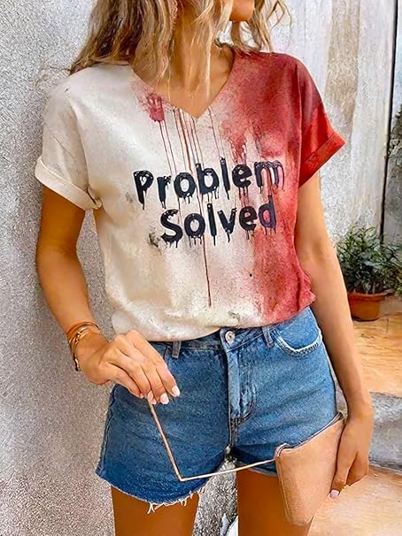 GhoulGlam | Women’s V-Neck Scary Print Tee