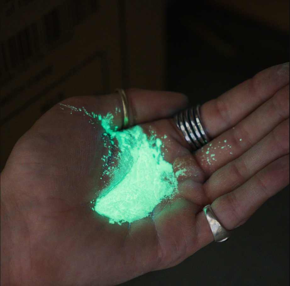 GlowDust – Vegan Glow Worm Powder
